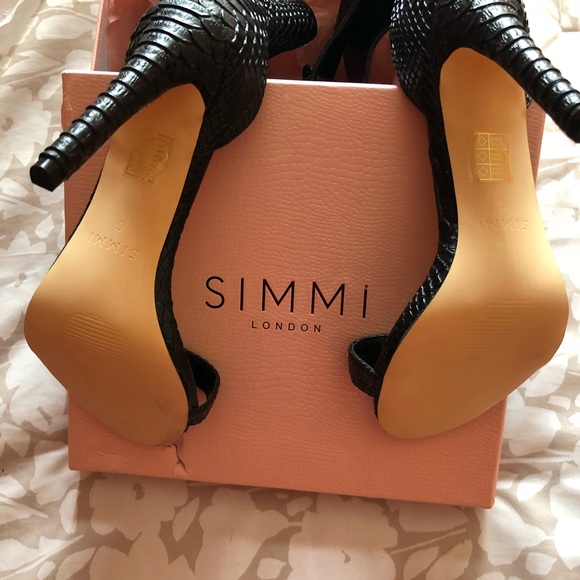 Snake Print Heels - Picture 2 of 3